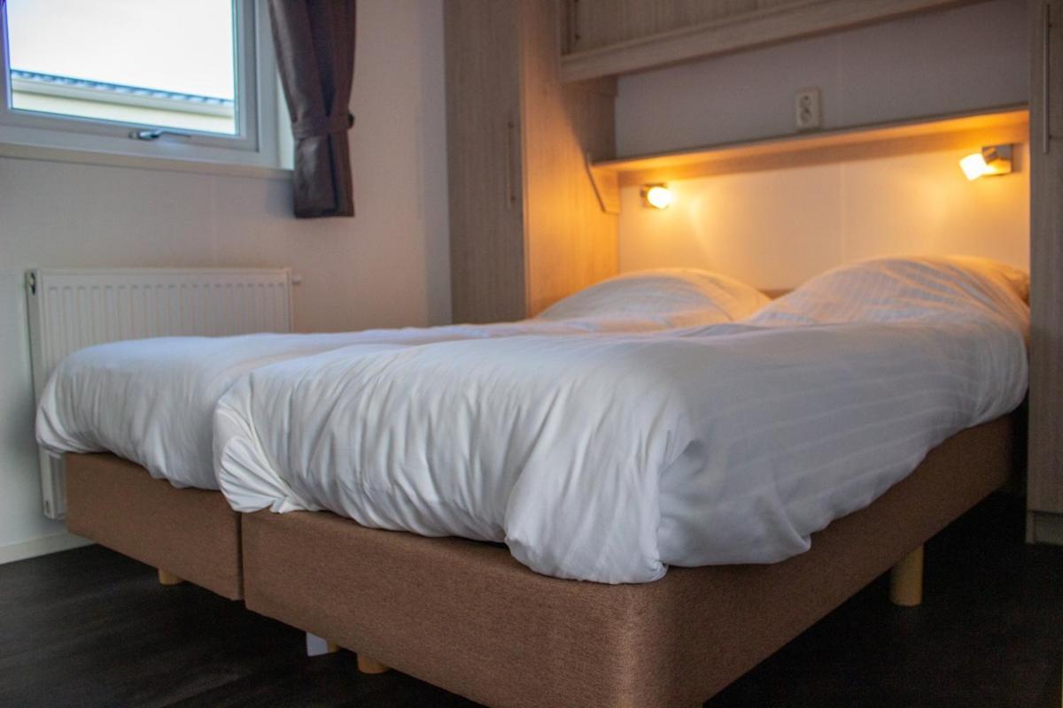 Vakantiepark Klein Vaarwater Buren  Kültér fotó