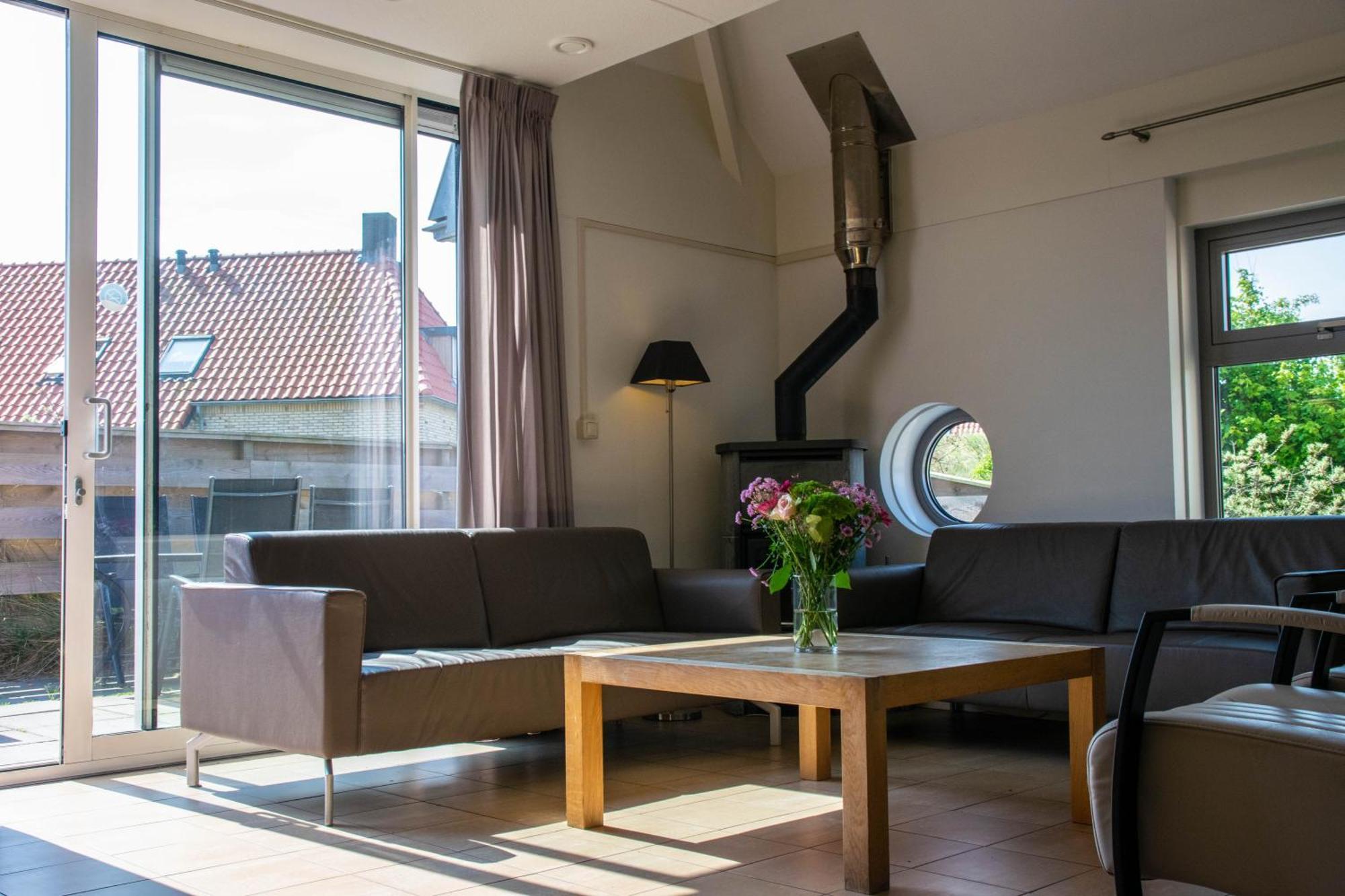 Vakantiepark Klein Vaarwater Buren  Szoba fotó